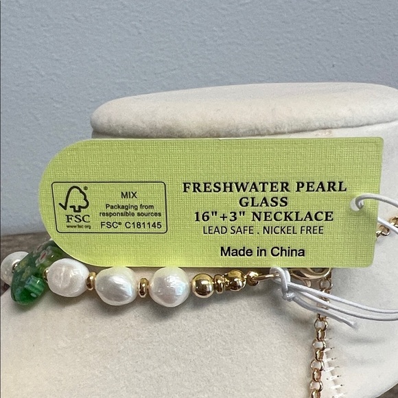 Piper K | Freshwater Pearl & Glass Heart Necklace. - Picture 12 of 12